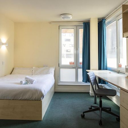 Burley Road Apart otel Leeds  Dış mekan fotoğraf